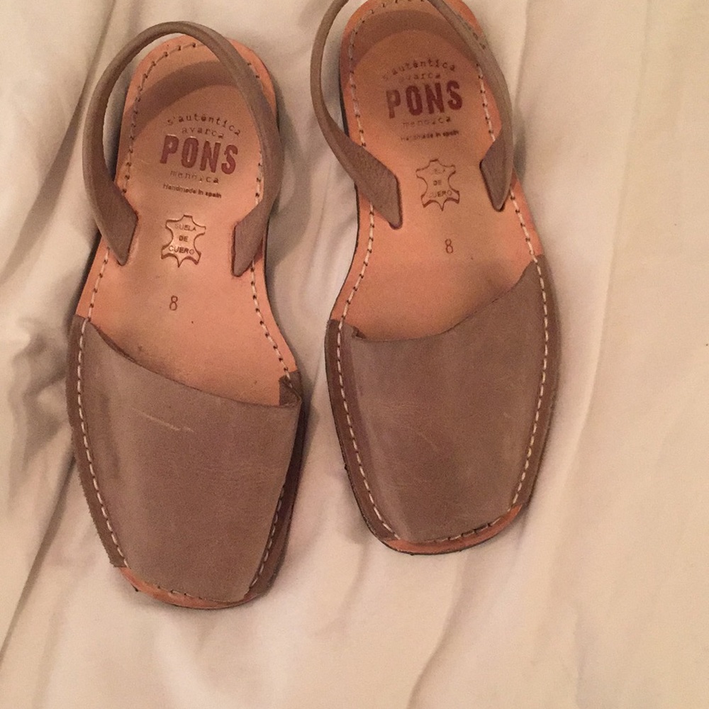 Brown rustic sandals